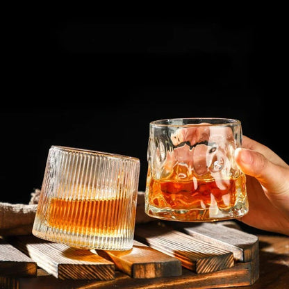 Copo de Whisky Cristal com Base Rotativo Bar em Casa Zeraffe - Zeraffe | Novidades exclusivas e produtos que facilitam sua vida