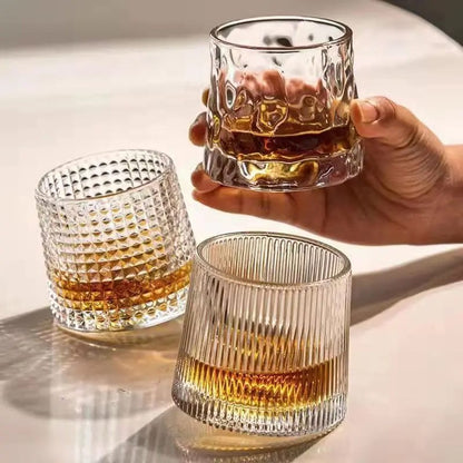 Copo de Whisky Cristal com Base Rotativo Bar em Casa Zeraffe - Zeraffe | Novidades exclusivas e produtos que facilitam sua vida