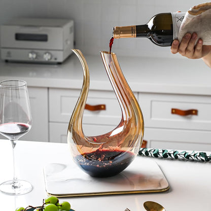 Decanter de Vinho Recipiente de Vidro Cisne Decantador Ambar Zeraffe - Zeraffe | Novidades exclusivas e produtos que facilitam sua vida