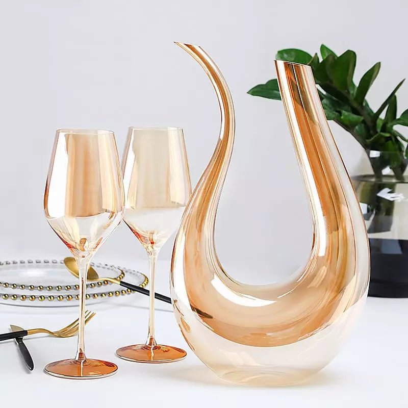 Decanter de Vinho Recipiente de Vidro Cisne Decantador Ambar Zeraffe - Zeraffe | Novidades exclusivas e produtos que facilitam sua vida