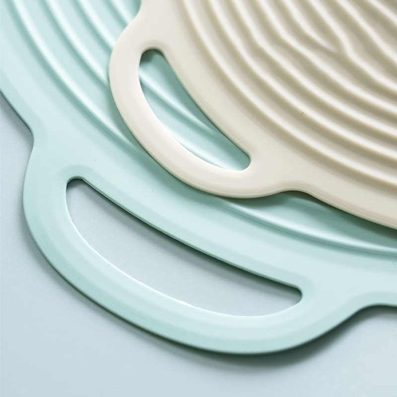 Tampa de Silicone Universal Dobrável para Micro - ondas Zeraffe - Zeraffe | Novidades exclusivas e produtos que facilitam sua vida